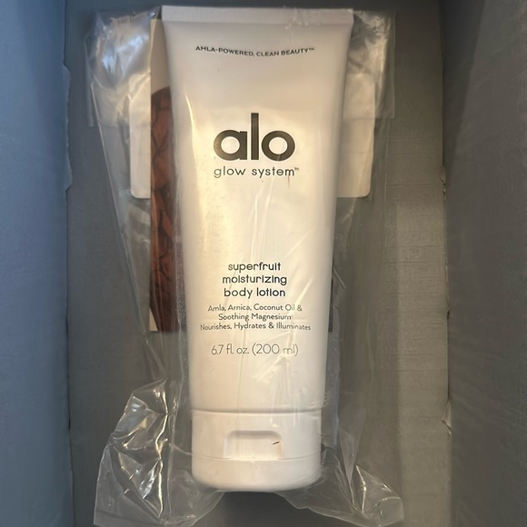 Alo Super-fruit Body Lotion brand new - Picture 2 of 3